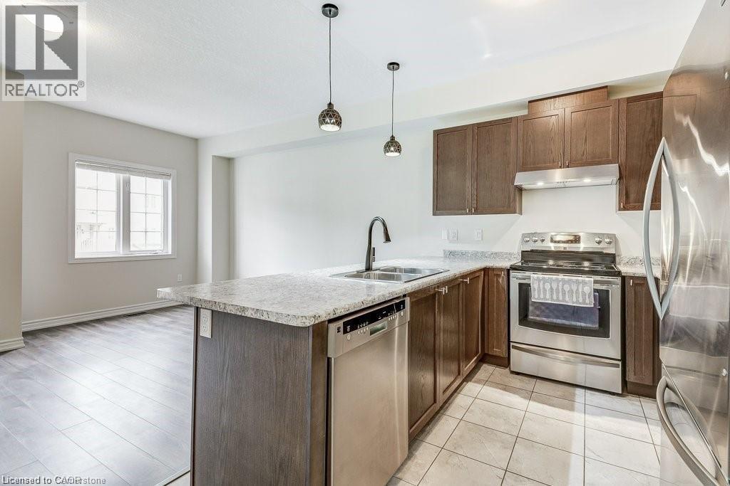 16 Hiscott Drive, Waterdown, Ontario  L8B 0A3 - Photo 4 - 40829957