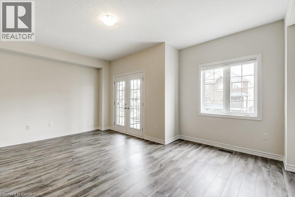 16 Hiscott Drive, Waterdown, Ontario  L8B 0A3 - Photo 6 - 40829957