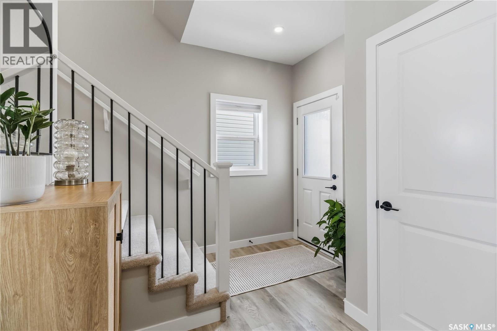26 625 Dagnone Crescent, Saskatoon, Saskatchewan  S7V 1K9 - Photo 4 - SK035833