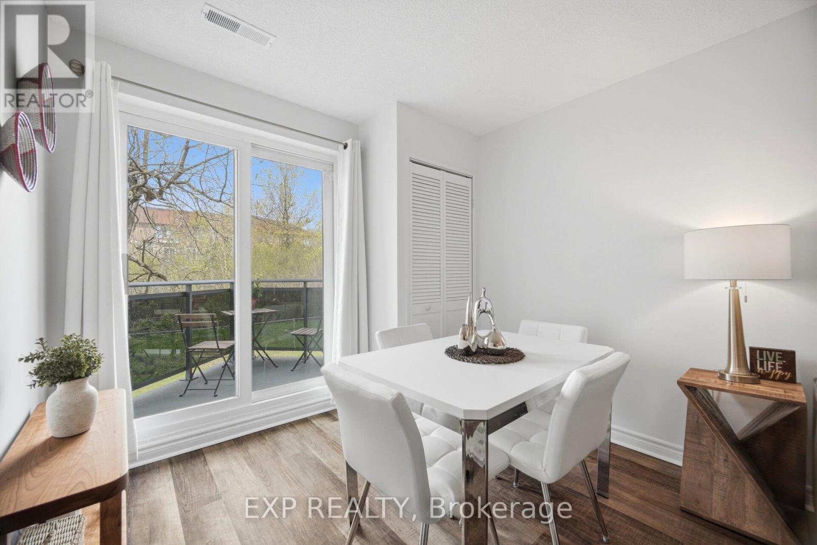 48 - 2001 Bonnymede Drive, Mississauga, Ontario  L5J 4H8 - Photo 5 - W13121388