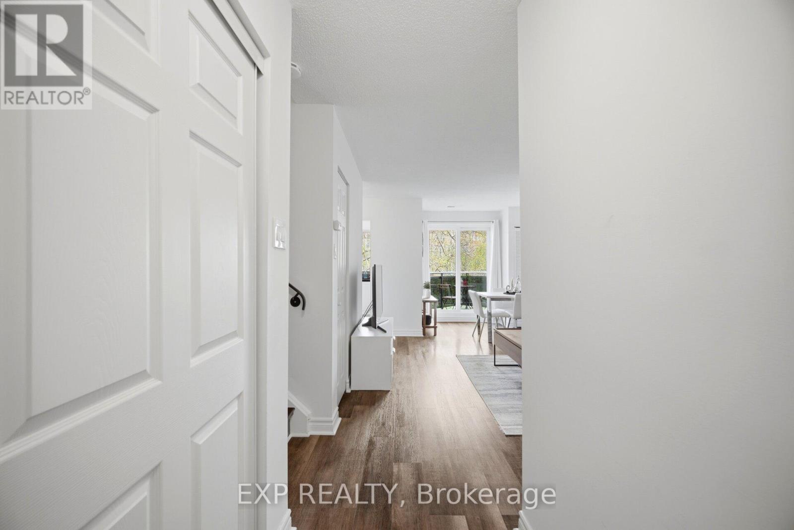48 - 2001 Bonnymede Drive, Mississauga, Ontario  L5J 4H8 - Photo 8 - W13121388