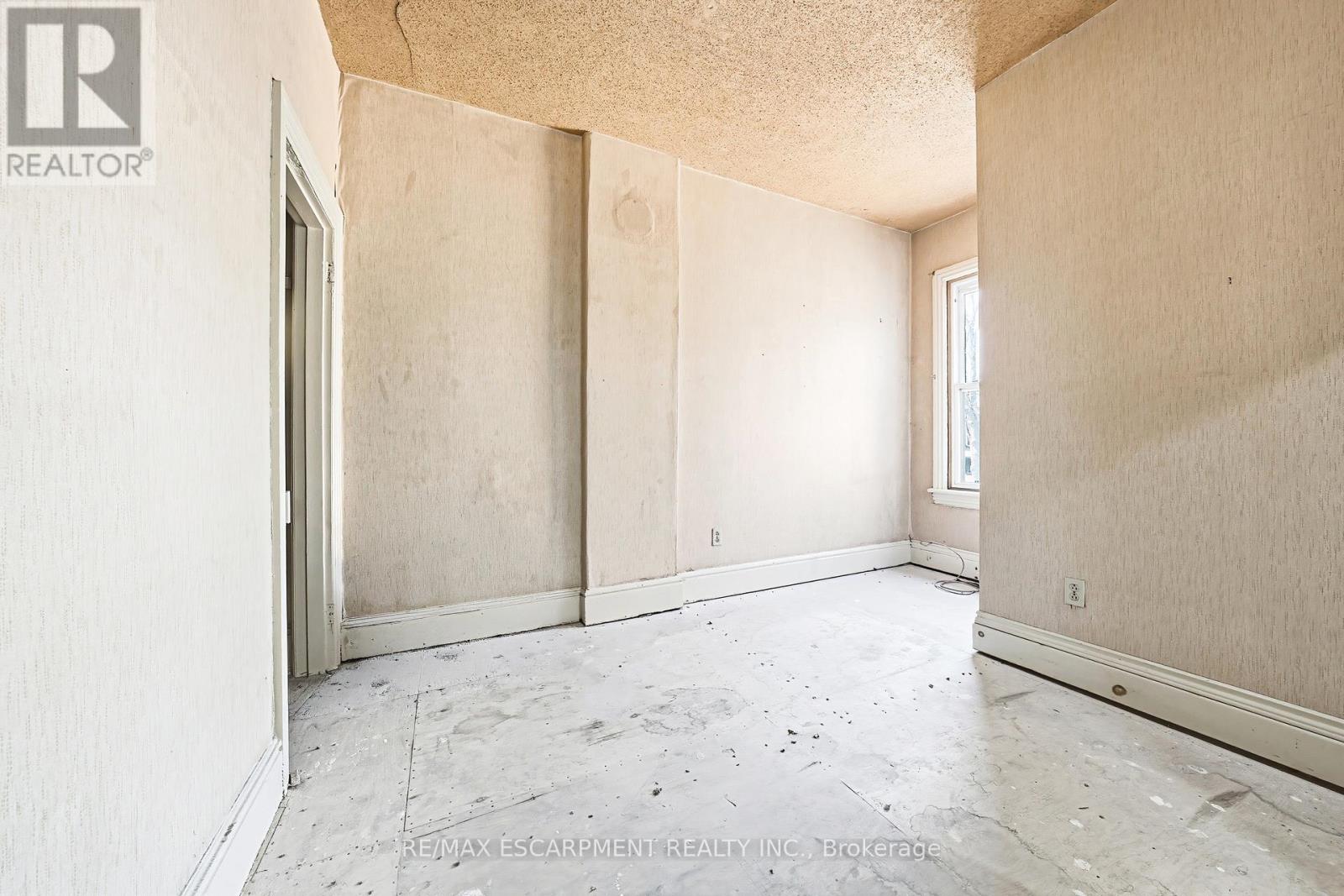 116 Catharine Street S, Hamilton, Ontario  L8N 2J4 - Photo 8 - X13052534