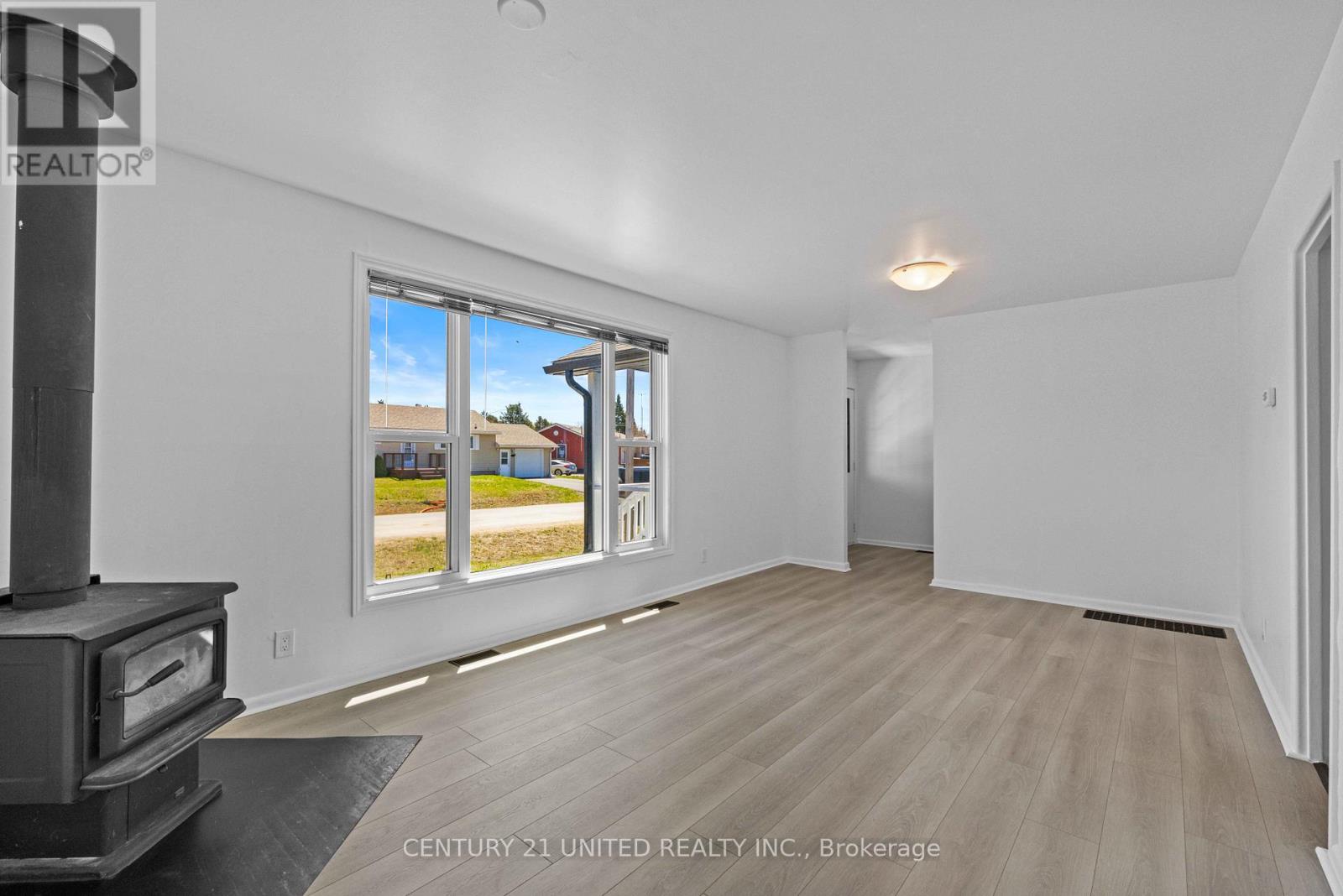 26 Great Oak Street, Highlands East, Ontario  K0L 1M0 - Photo 3 - X13122686