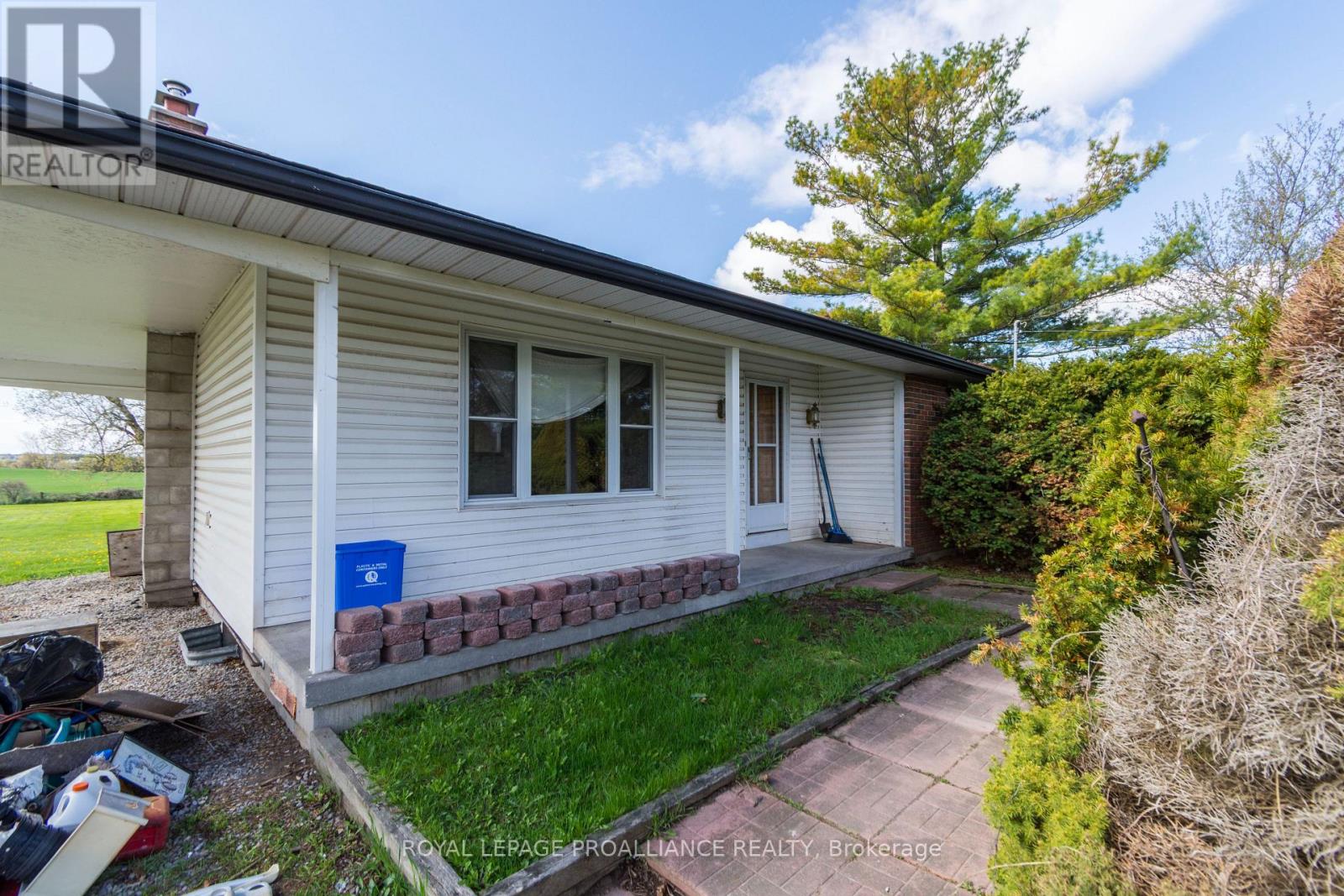 1981 FRANKFORD ROAD, Quinte West, Ontario