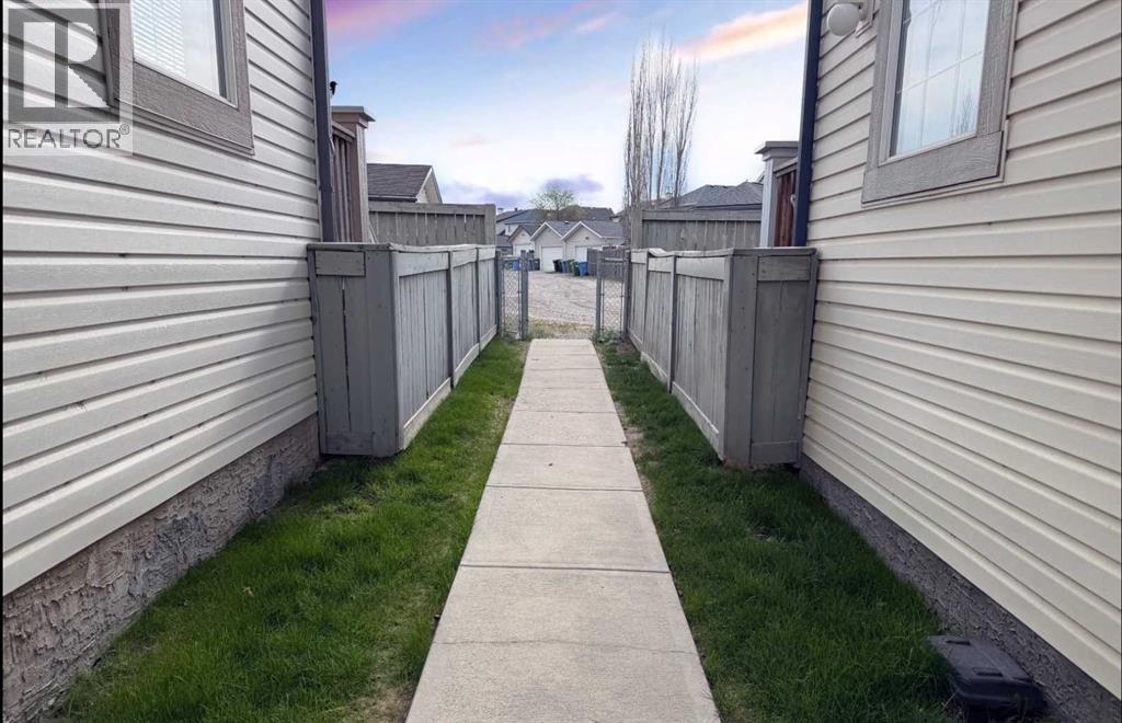17 Copperfield Court Se, Calgary, Alberta  T2Z 4Z3 - Photo 35 - A2302063