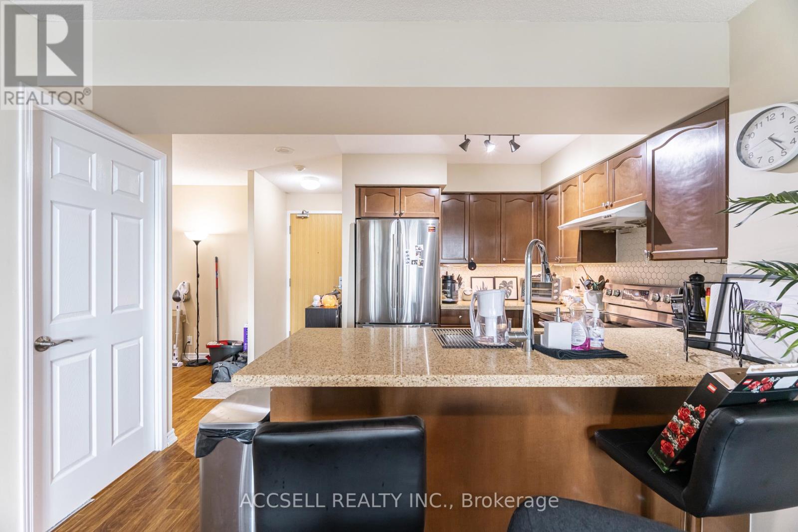 1015 - 68 Grangeway Avenue, Toronto, Ontario  M1H 0A1 - Photo 8 - E13122624
