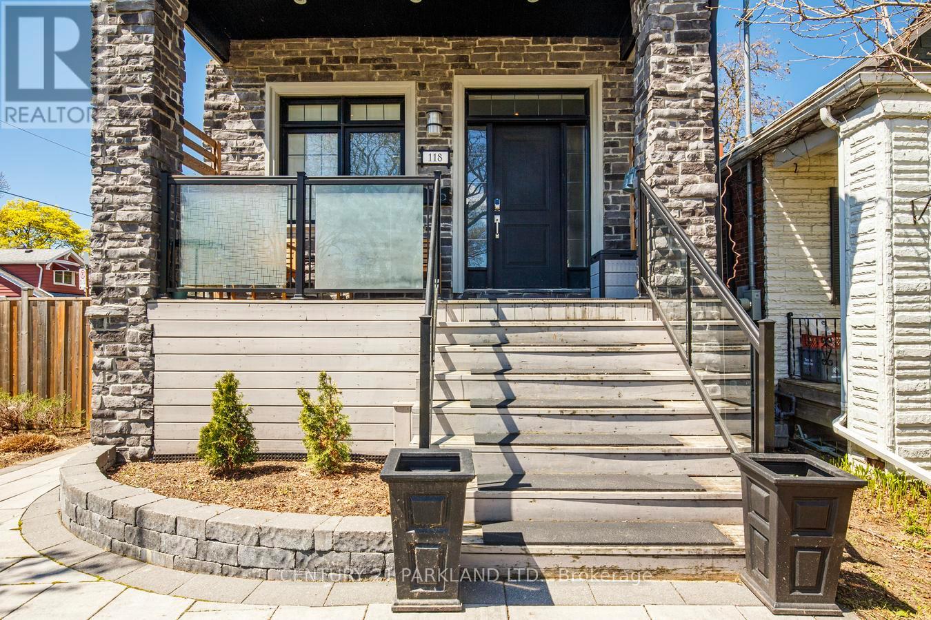 118 GLEBEMOUNT AVENUE, Toronto, Ontario