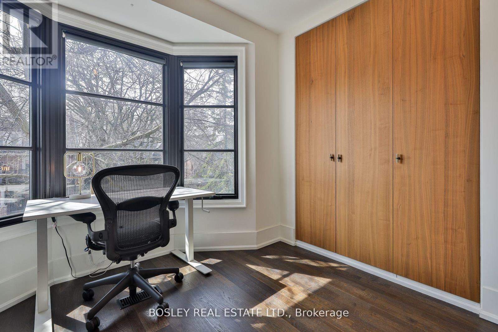 114 Ivy Avenue, Toronto, Ontario  M4L 2H7 - Photo 21 - E13122756
