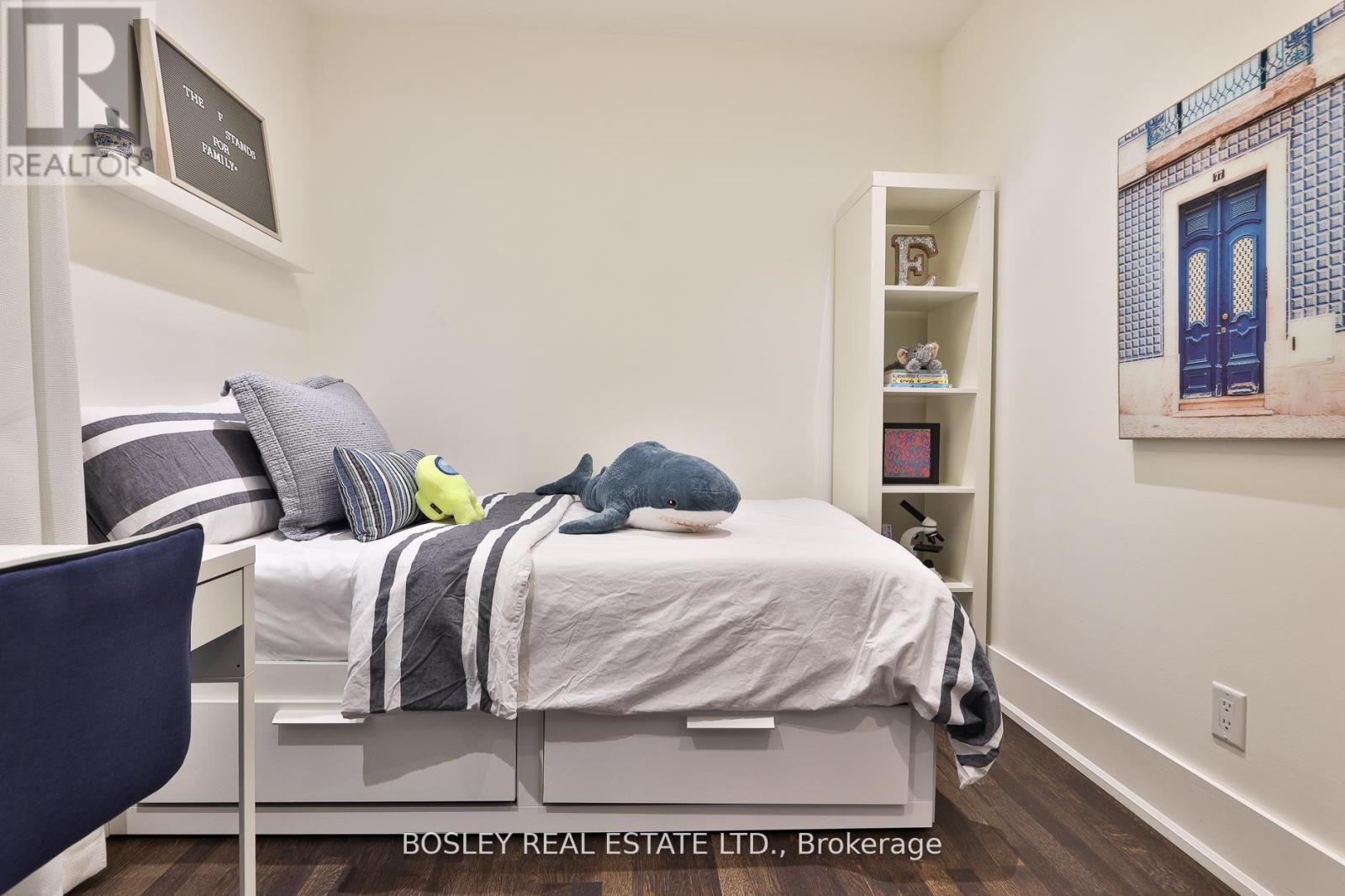 114 Ivy Avenue, Toronto, Ontario  M4L 2H7 - Photo 22 - E13122756
