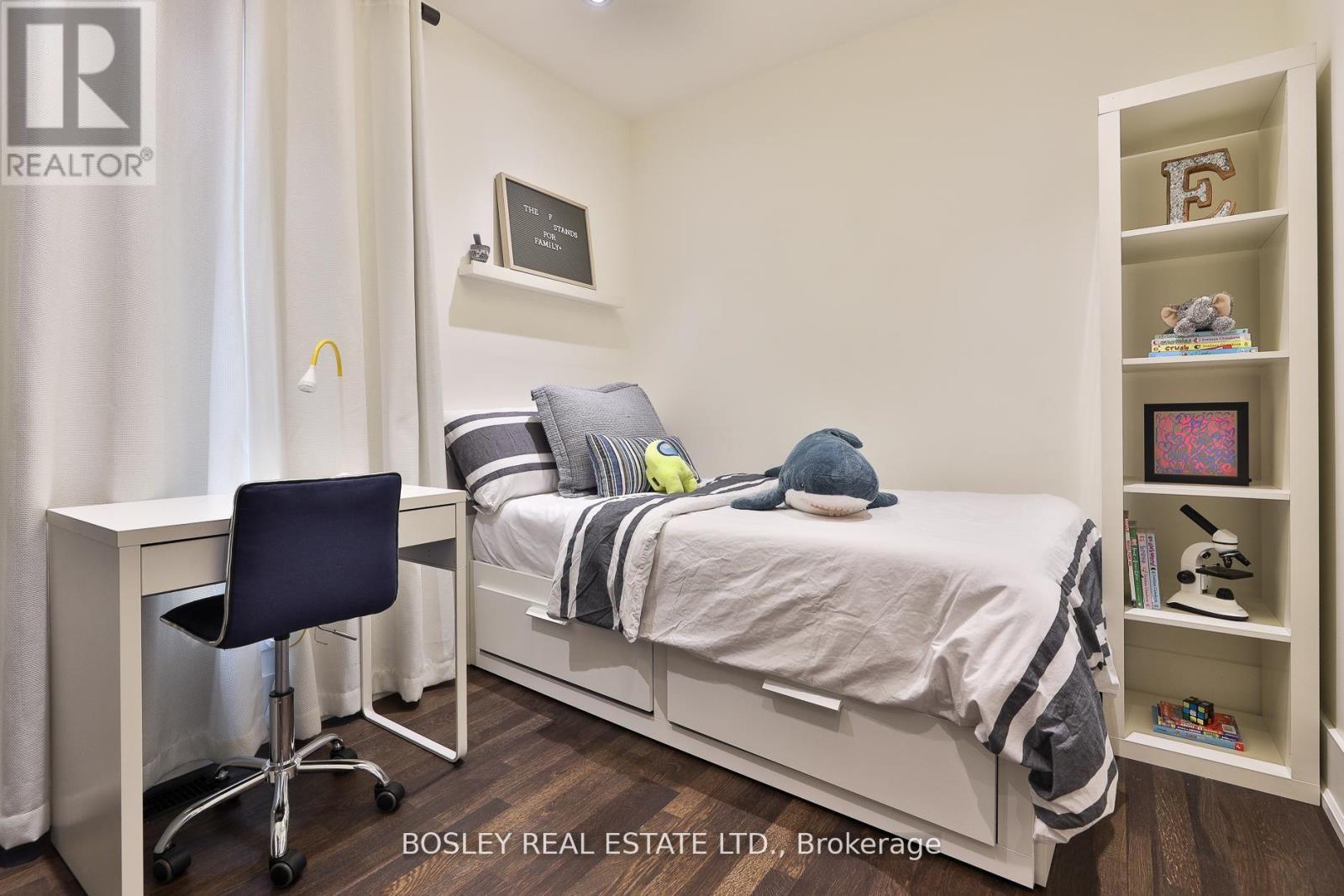 114 Ivy Avenue, Toronto, Ontario  M4L 2H7 - Photo 23 - E13122756