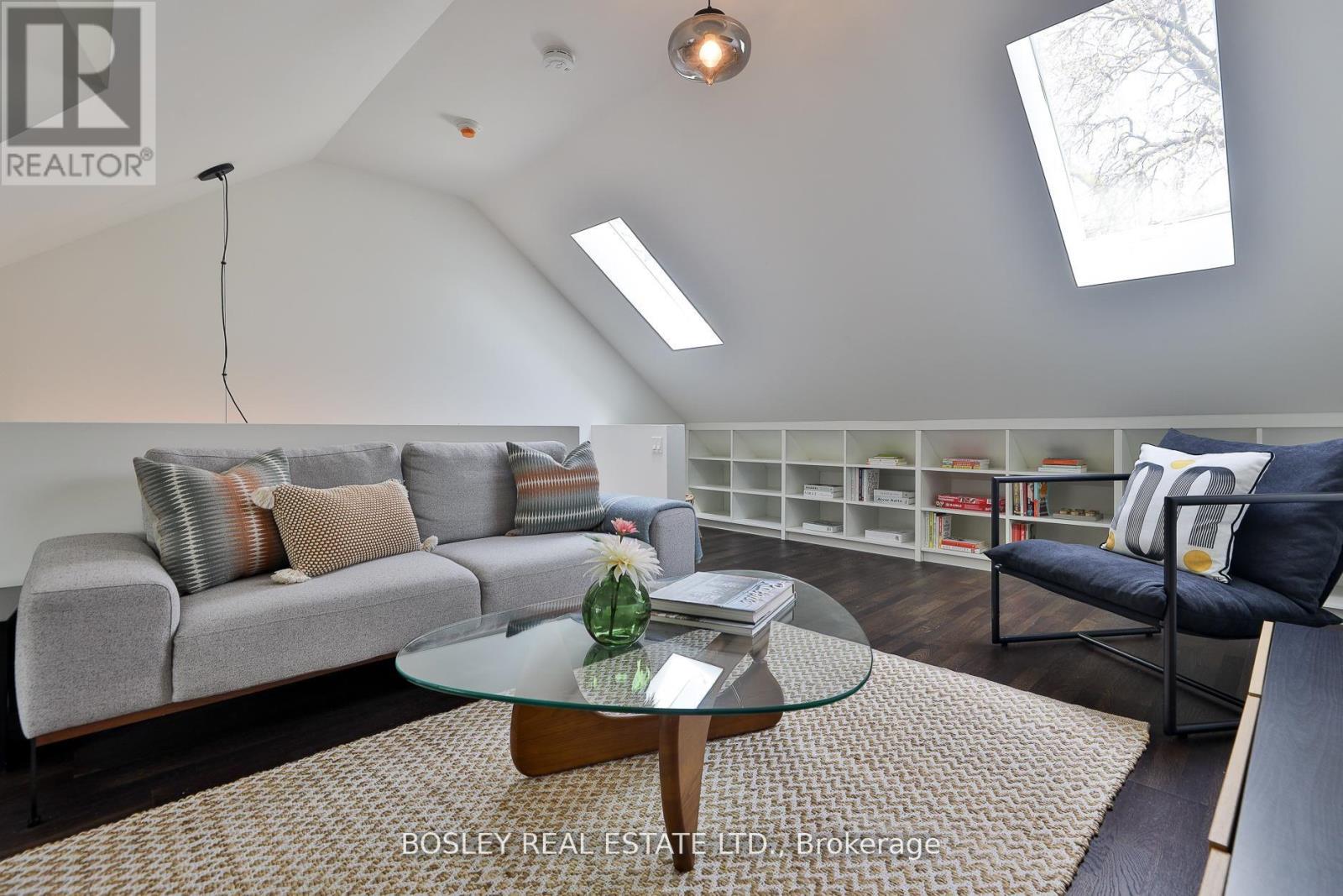 114 Ivy Avenue, Toronto, Ontario  M4L 2H7 - Photo 28 - E13122756