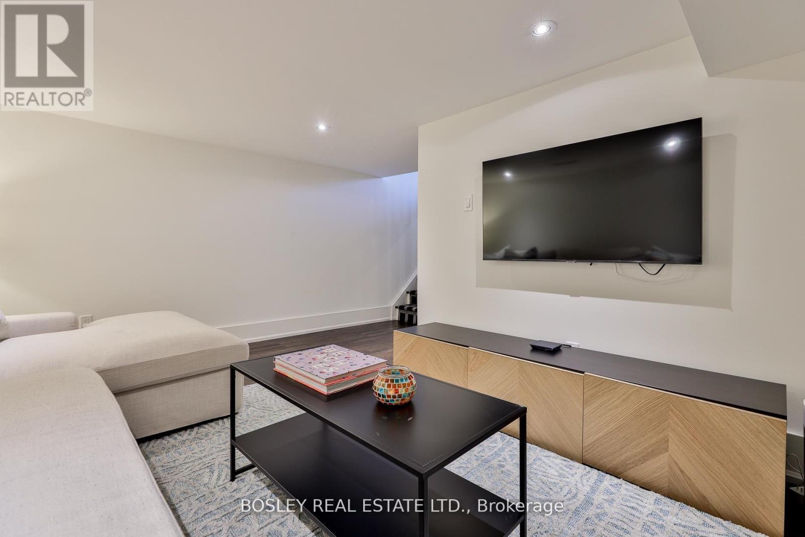 114 Ivy Avenue, Toronto, Ontario  M4L 2H7 - Photo 31 - E13122756