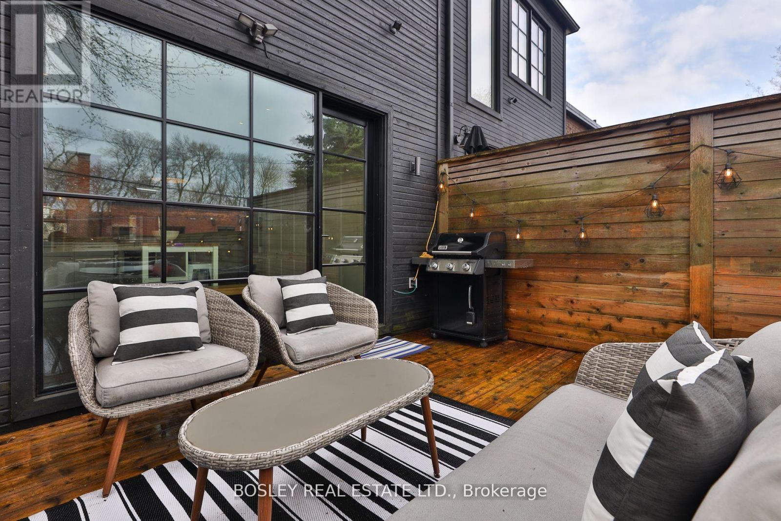 114 Ivy Avenue, Toronto, Ontario  M4L 2H7 - Photo 41 - E13122756
