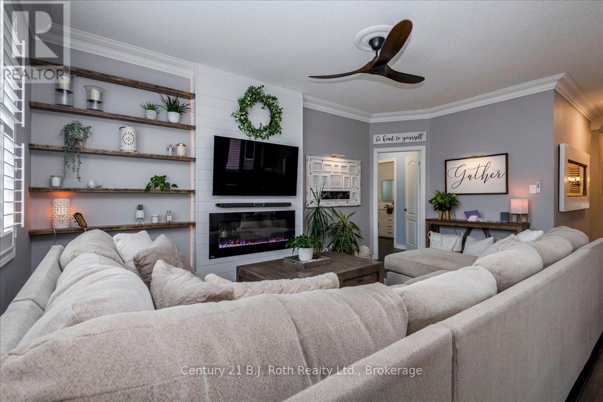 40 Grand Poplar Lane, Wasaga Beach, Ontario  L9Z 0E2 - Photo 10 - S13095412