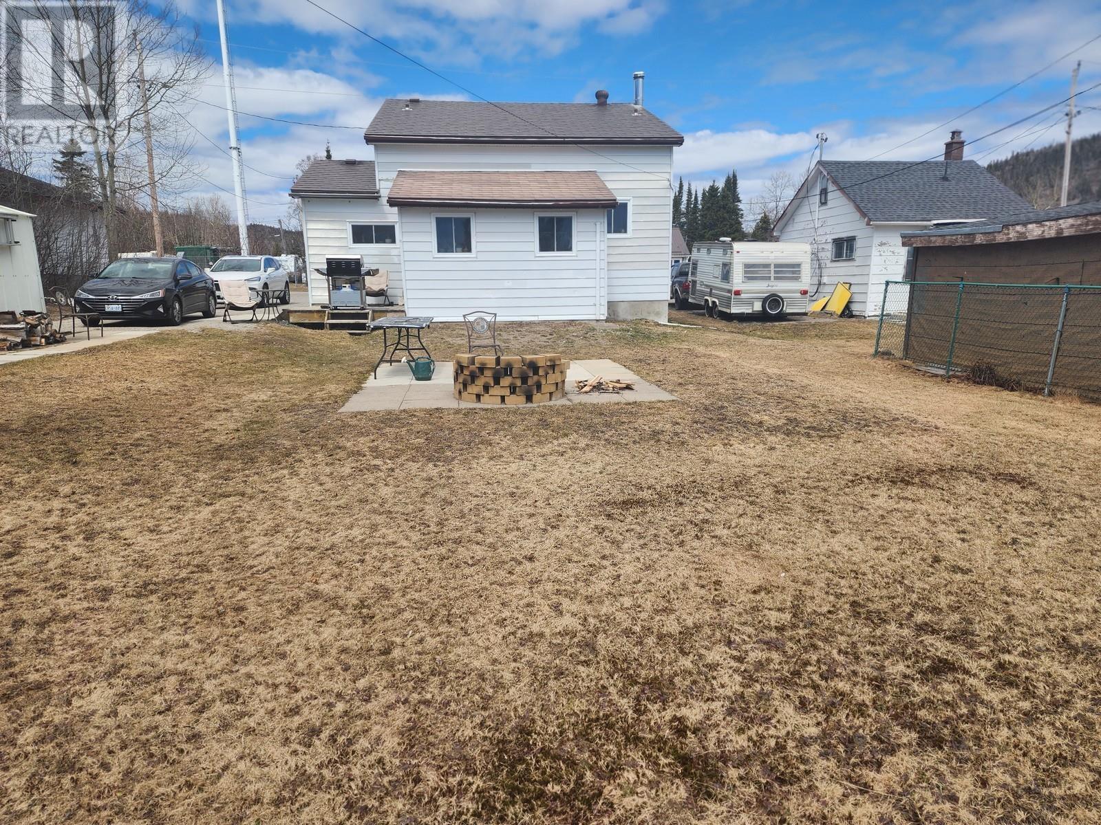 316 Mary St, Schreiber, Ontario  P0T 2S0 - Photo 2 - TB2601019