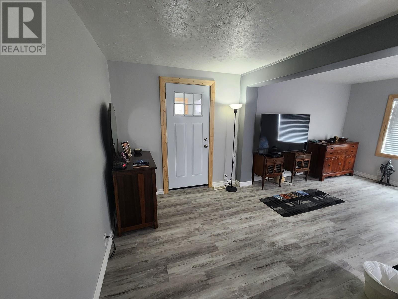 316 Mary St, Schreiber, Ontario  P0T 2S0 - Photo 22 - TB2601019