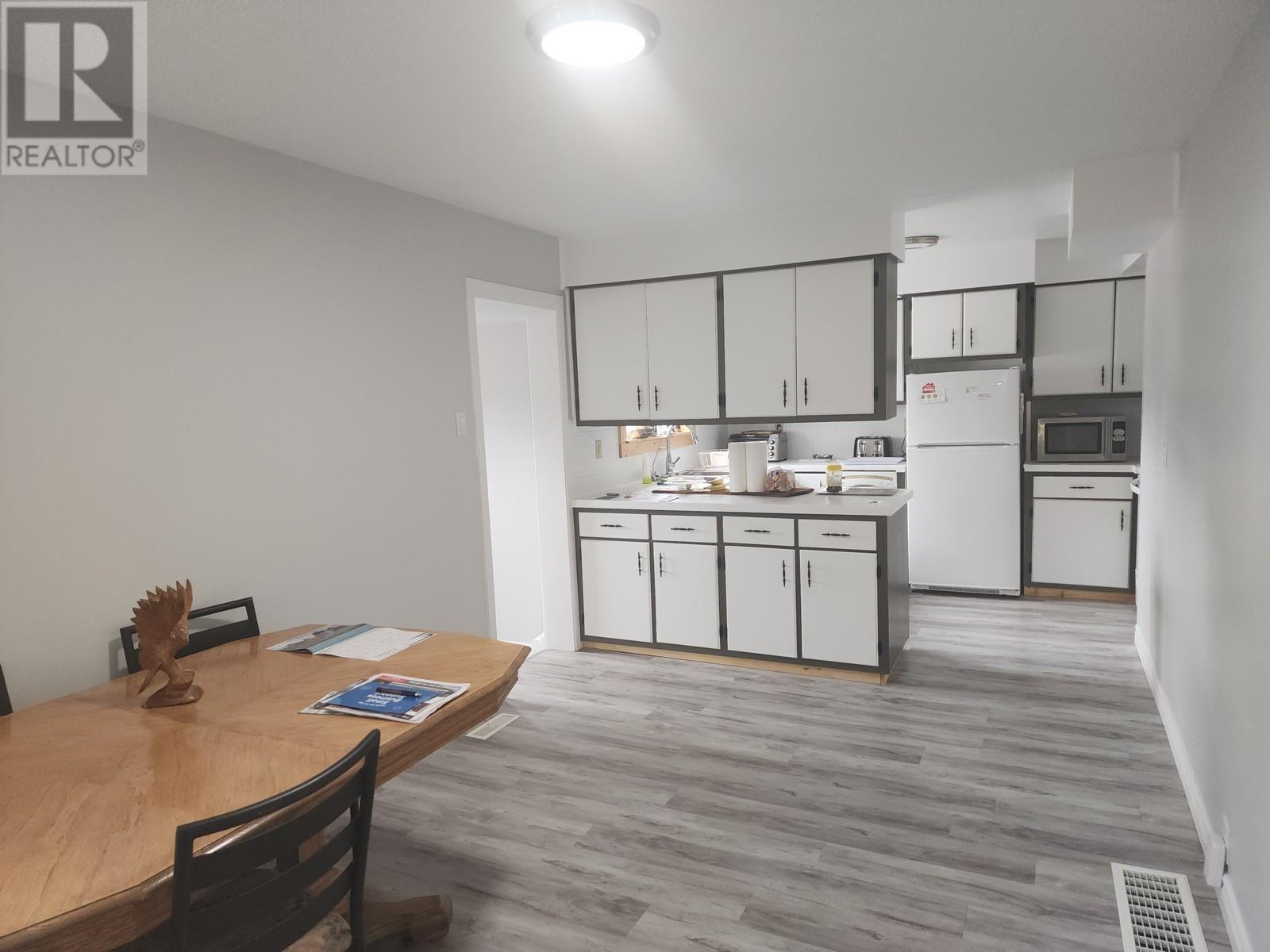 316 Mary St, Schreiber, Ontario  P0T 2S0 - Photo 32 - TB2601019