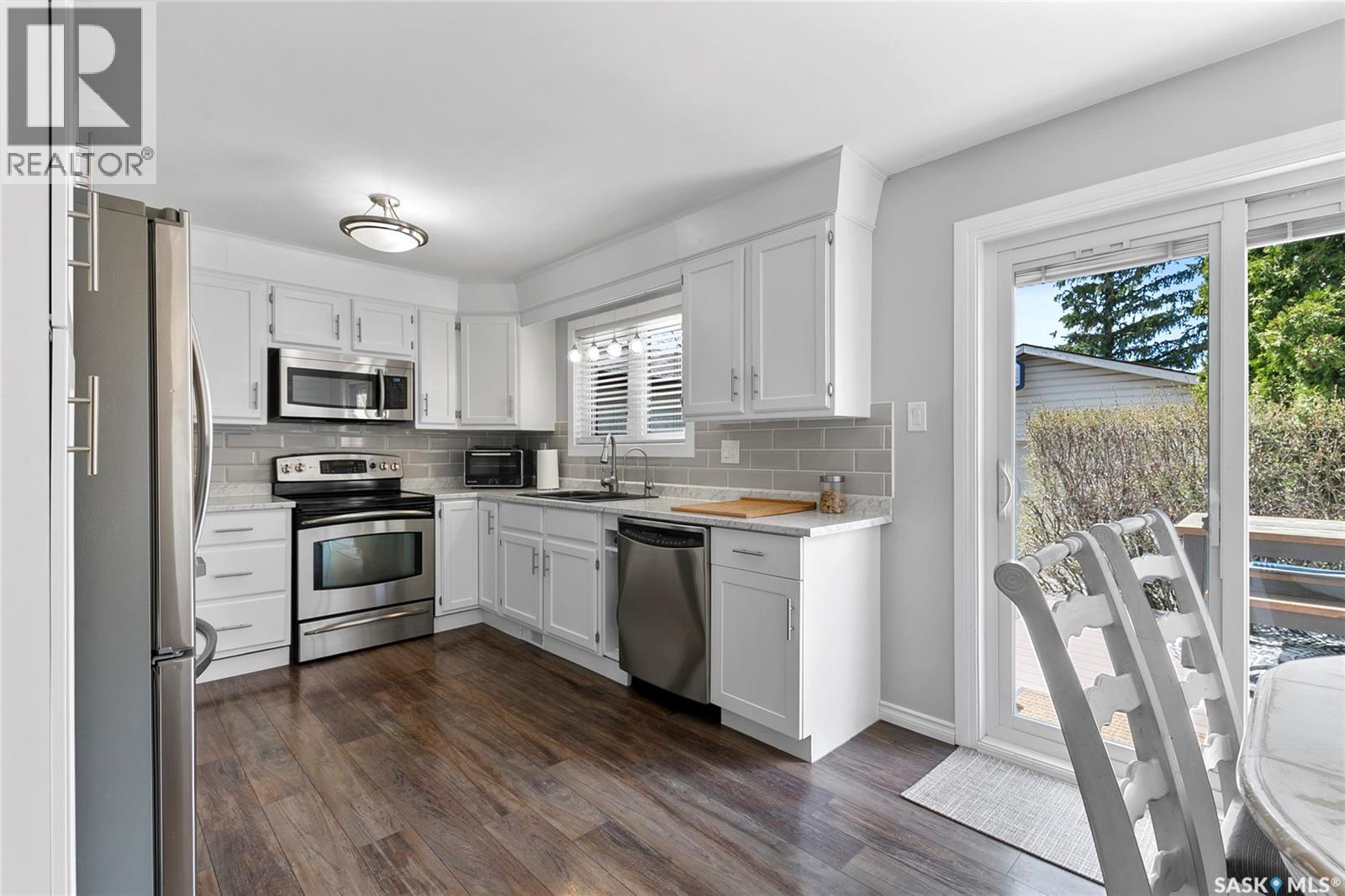 1206 Flexman Crescent N, Regina, Saskatchewan  S4X 2Y8 - Photo 6 - SK035832
