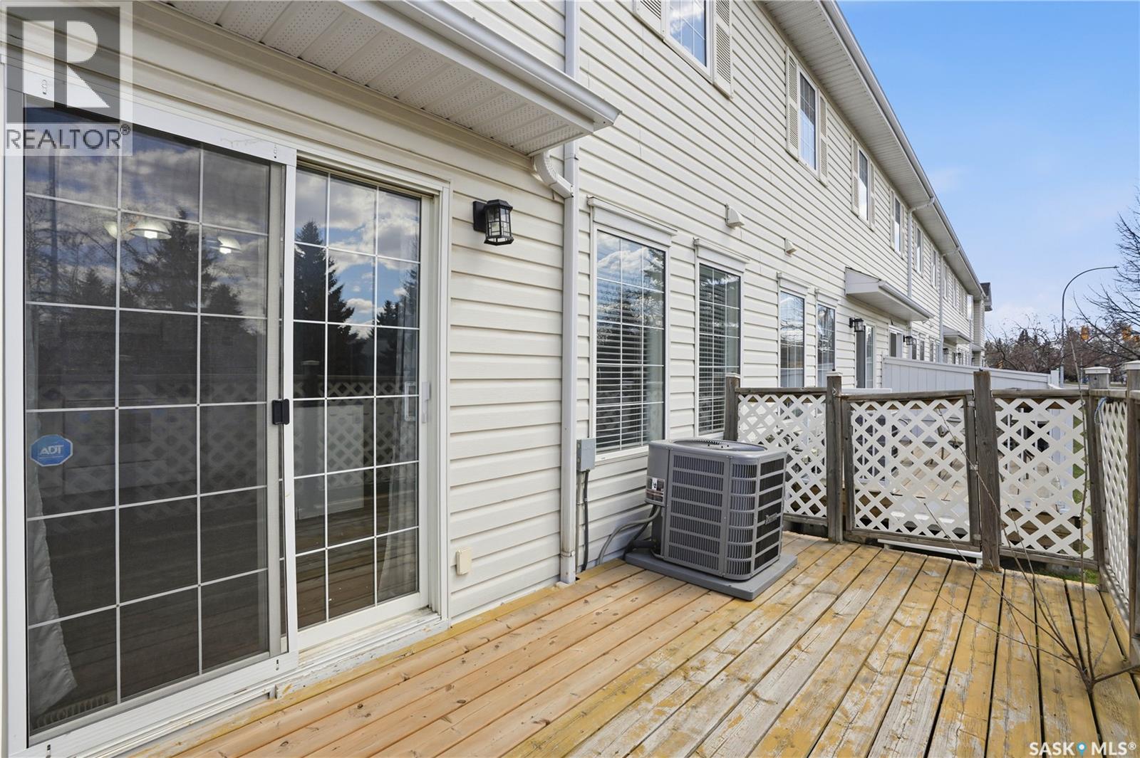 35 110 Keevil Crescent, Saskatoon, Saskatchewan  S7N 4N8 - Photo 37 - SK035559