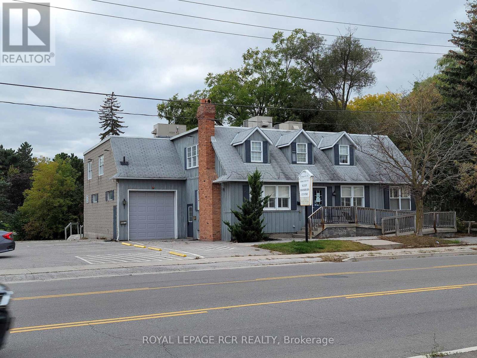 3 - 28 MAIN STREET N, Newmarket, Ontario