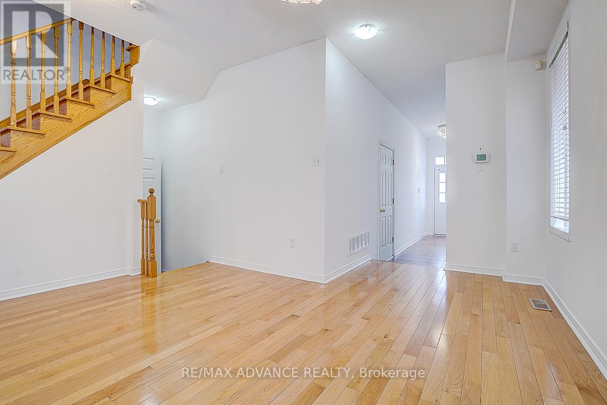 137 Laramie Crescent, Vaughan (Patterson), Ontario  L6A 0R1 - Photo 6 - N13122760