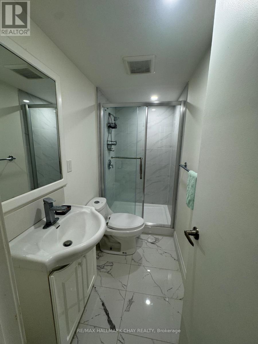 1 Davidson Road, Aurora, Ontario  L4G 2A9 - Photo 8 - N13122786