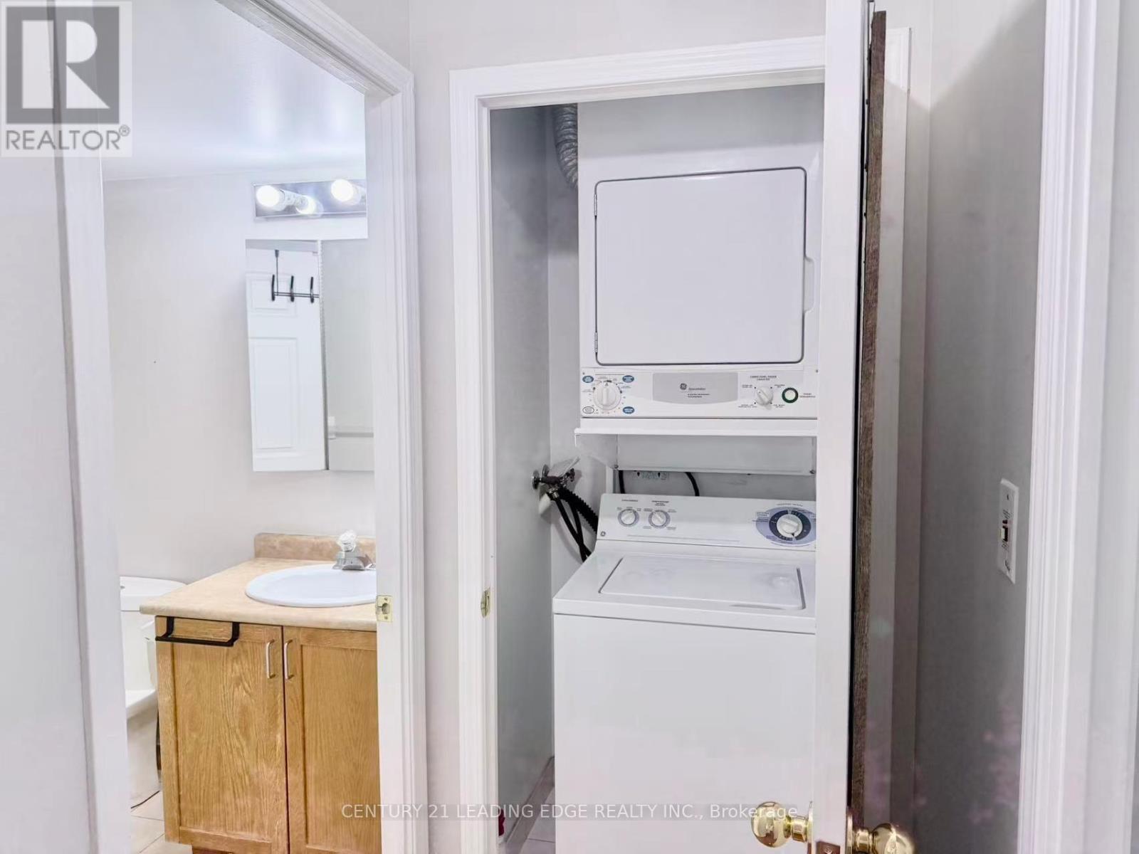Ph15 - 51 Baffin Court S, Richmond Hill (Langstaff), Ontario  L4B 4P6 - Photo 11 - N13122818