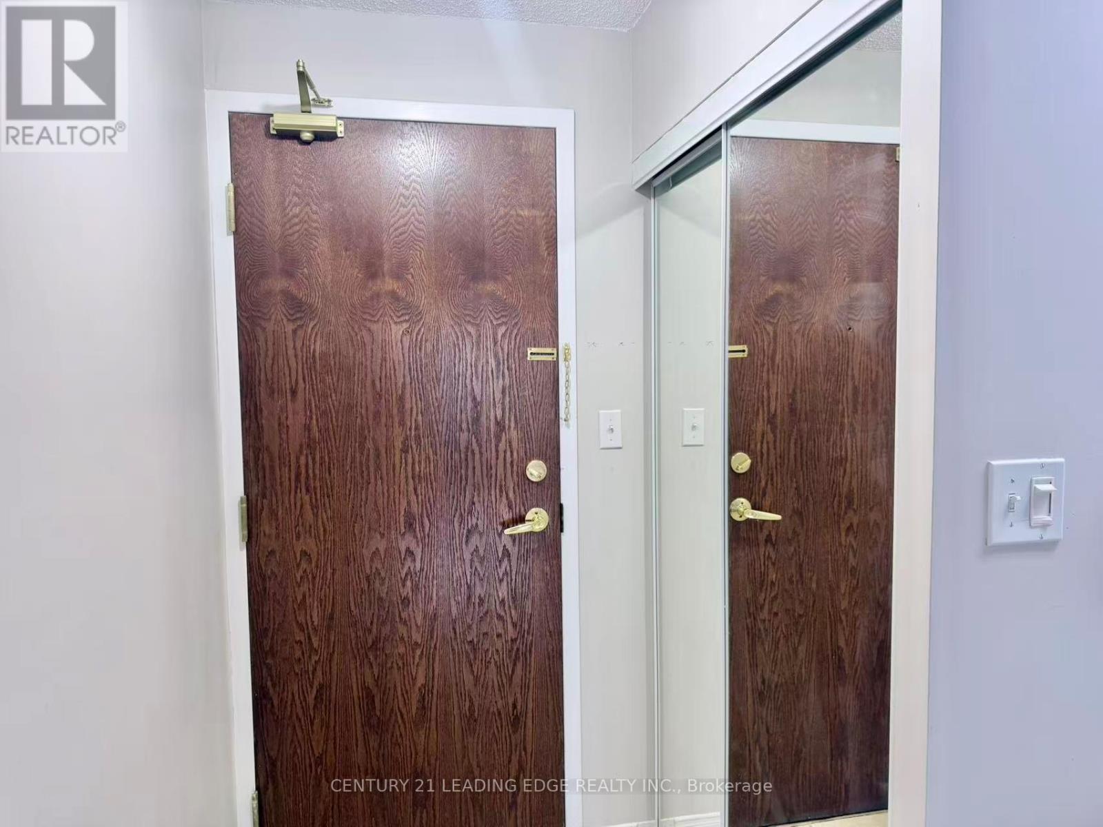 Ph15 - 51 Baffin Court S, Richmond Hill (Langstaff), Ontario  L4B 4P6 - Photo 7 - N13122818