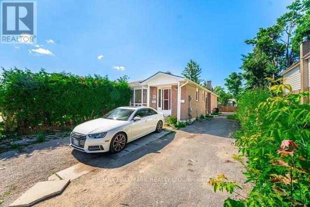 88 BERNICK DRIVE, Barrie, Ontario