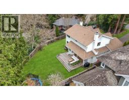 5636 MARINE DRIVE, West Vancouver, British Columbia