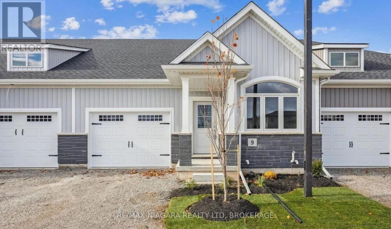 9 WILEY TRAIL, Welland, Ontario