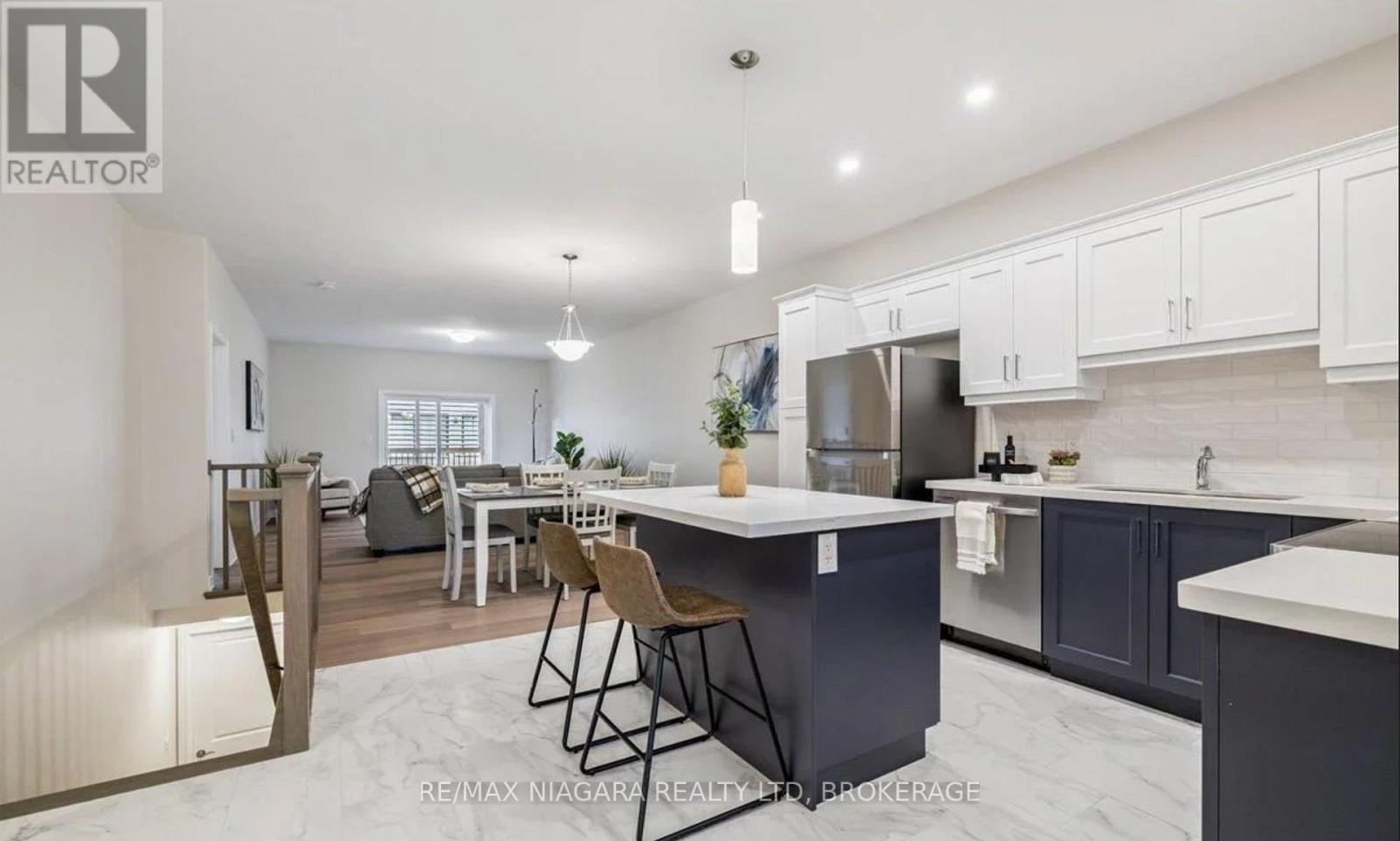 9 Wiley Trail, Welland, Ontario  L3C 0K5 - Photo 2 - X13122958