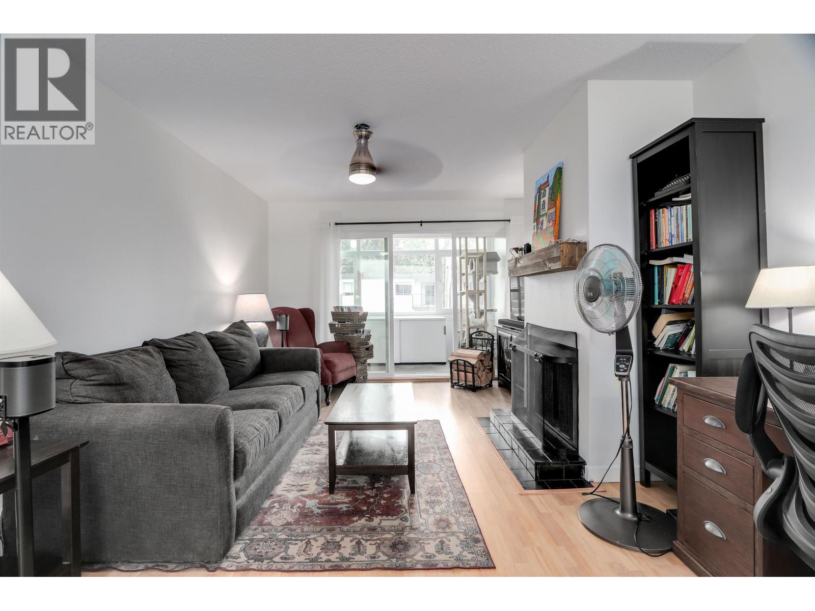 311 1420 E 8th Avenue, Vancouver, British Columbia  V5N 1T4 - Photo 2 - R3122367