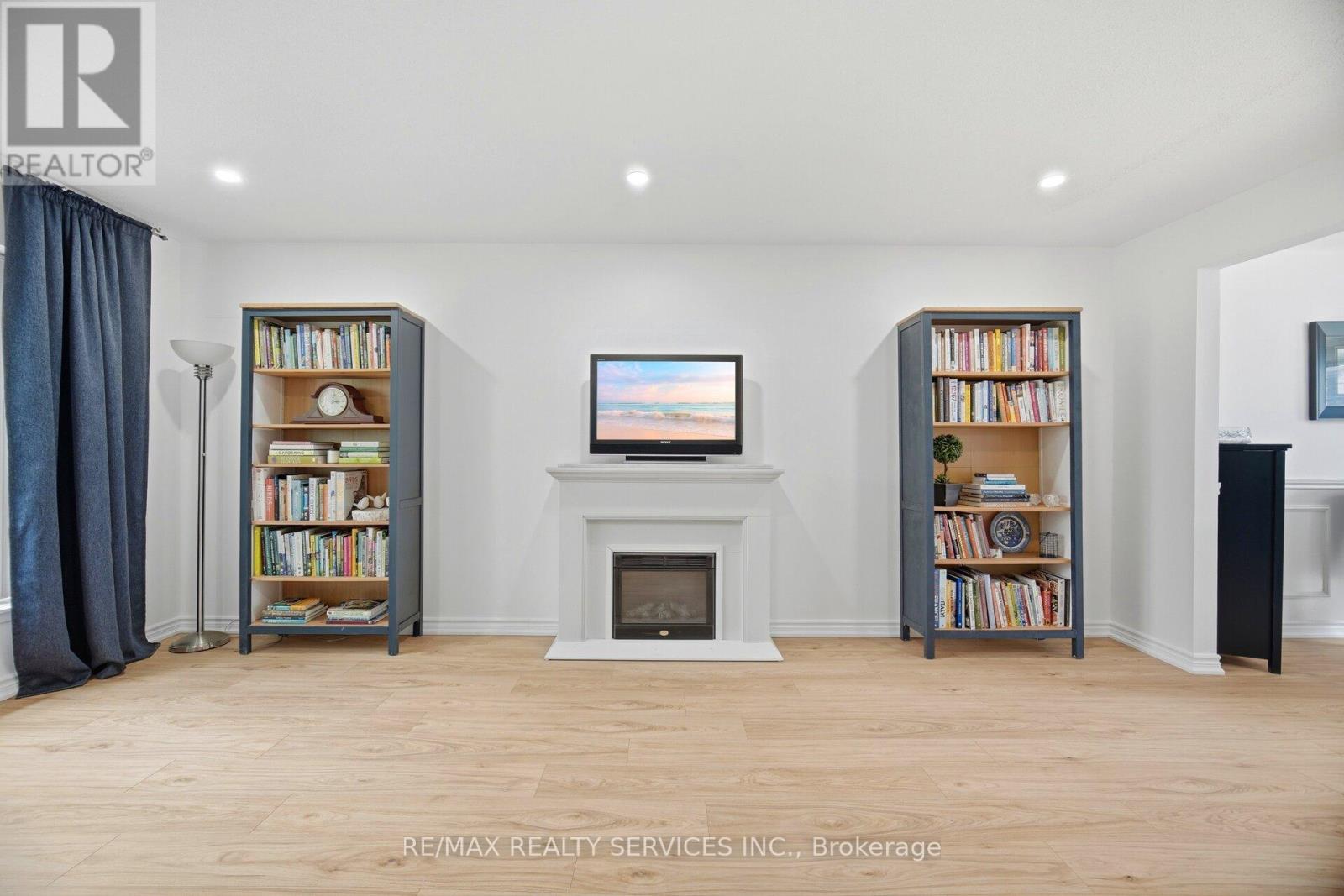 1 - 2218 Upper Middle Road, Burlington, Ontario  L7P 2Z9 - Photo 11 - W13122660