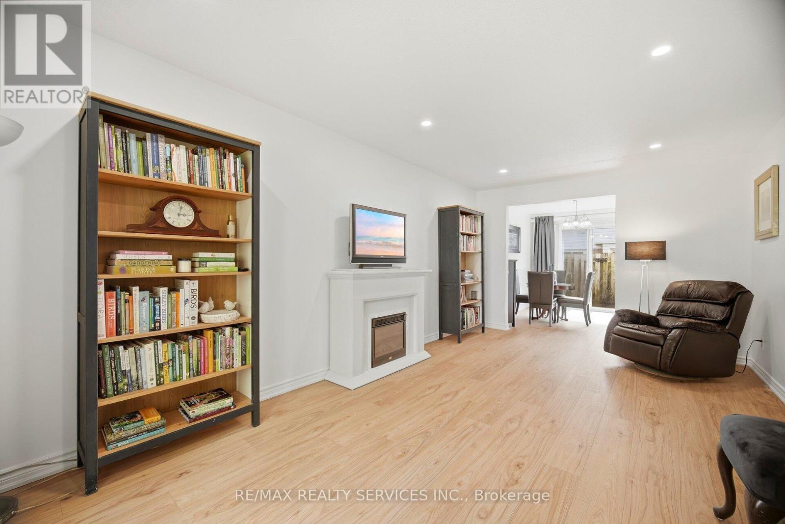 1 - 2218 Upper Middle Road, Burlington, Ontario  L7P 2Z9 - Photo 13 - W13122660