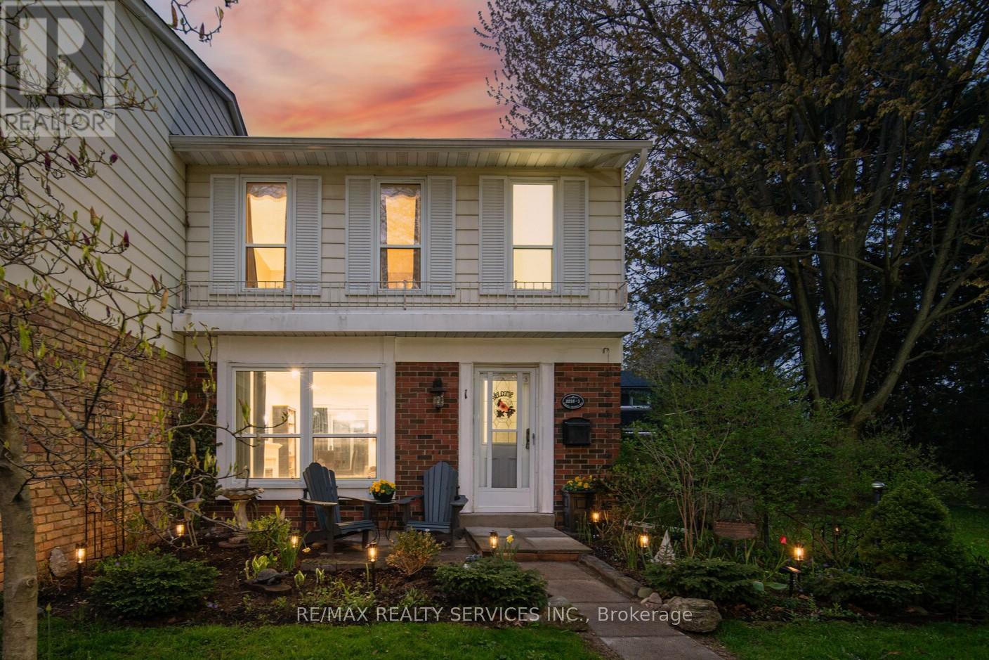1 - 2218 Upper Middle Road, Burlington, Ontario  L7P 2Z9 - Photo 2 - W13122660