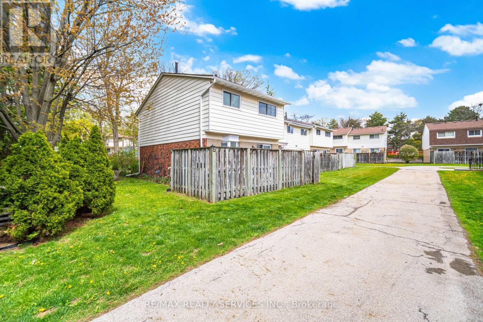 1 - 2218 Upper Middle Road, Burlington, Ontario  L7P 2Z9 - Photo 45 - W13122660