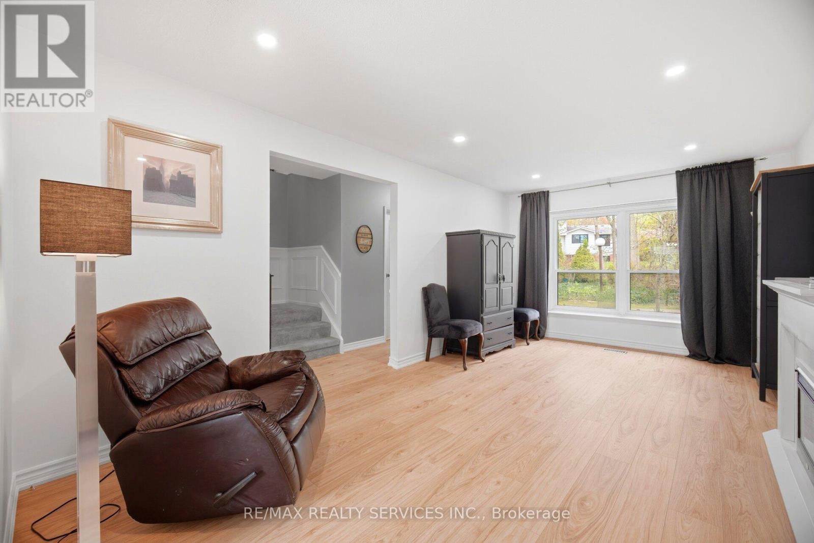 1 - 2218 Upper Middle Road, Burlington, Ontario  L7P 2Z9 - Photo 9 - W13122660