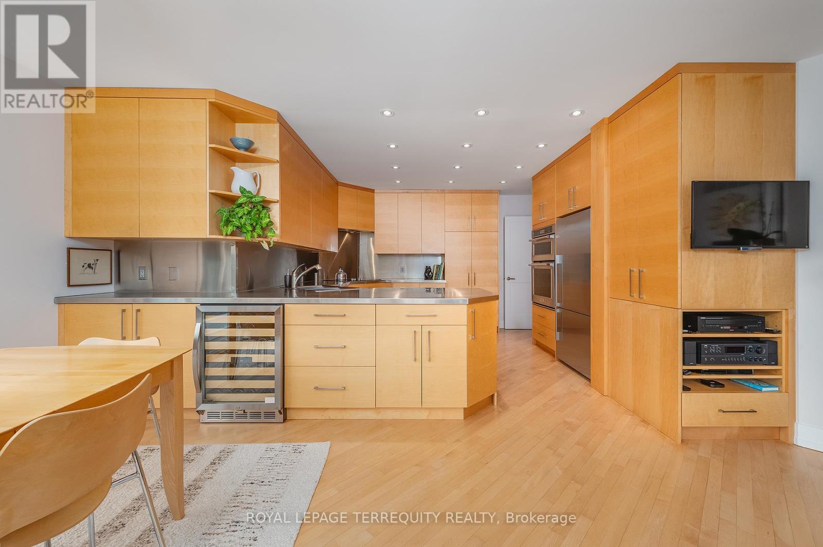 496 The Kingsway, Toronto, Ontario  M9A 3W6 - Photo 14 - W13122692
