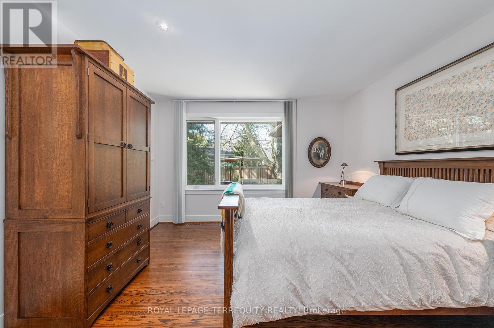 496 The Kingsway, Toronto, Ontario  M9A 3W6 - Photo 21 - W13122692