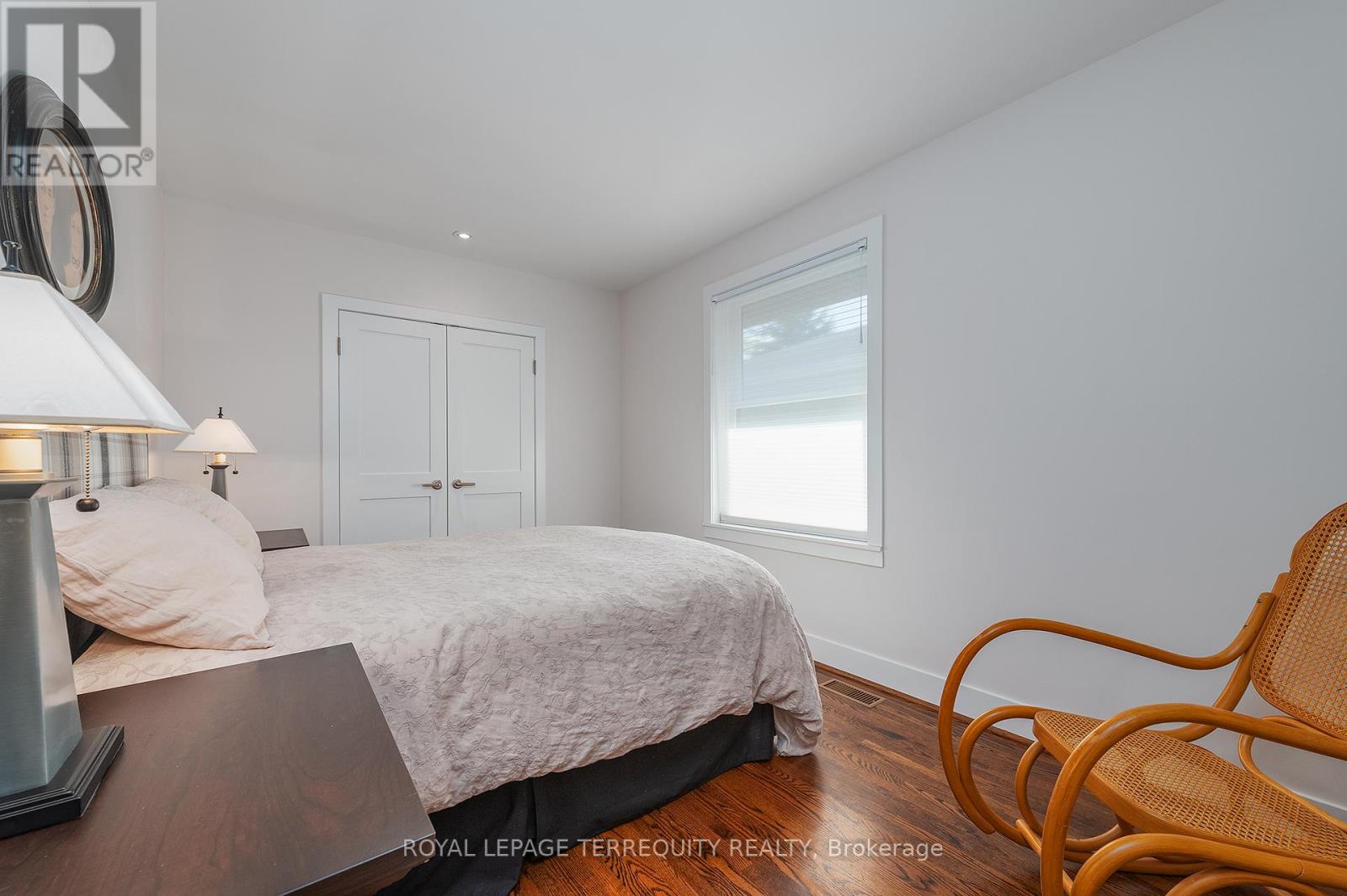496 The Kingsway, Toronto, Ontario  M9A 3W6 - Photo 25 - W13122692