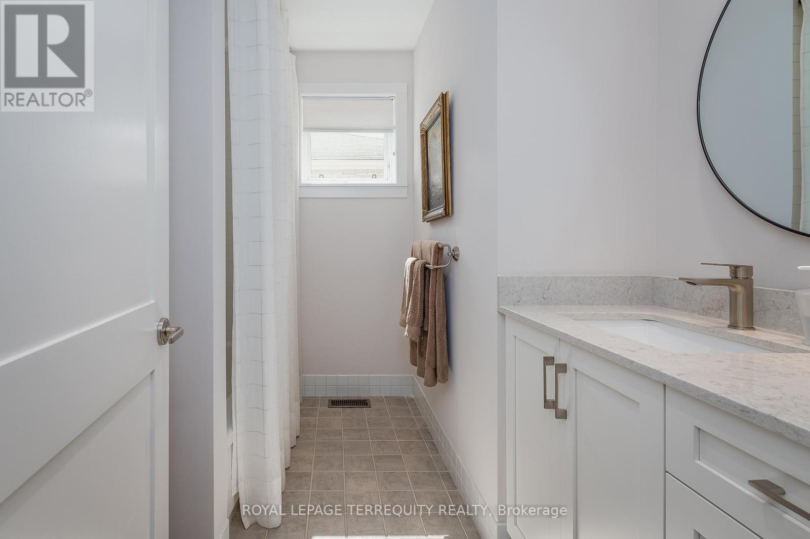 496 The Kingsway, Toronto, Ontario  M9A 3W6 - Photo 29 - W13122692