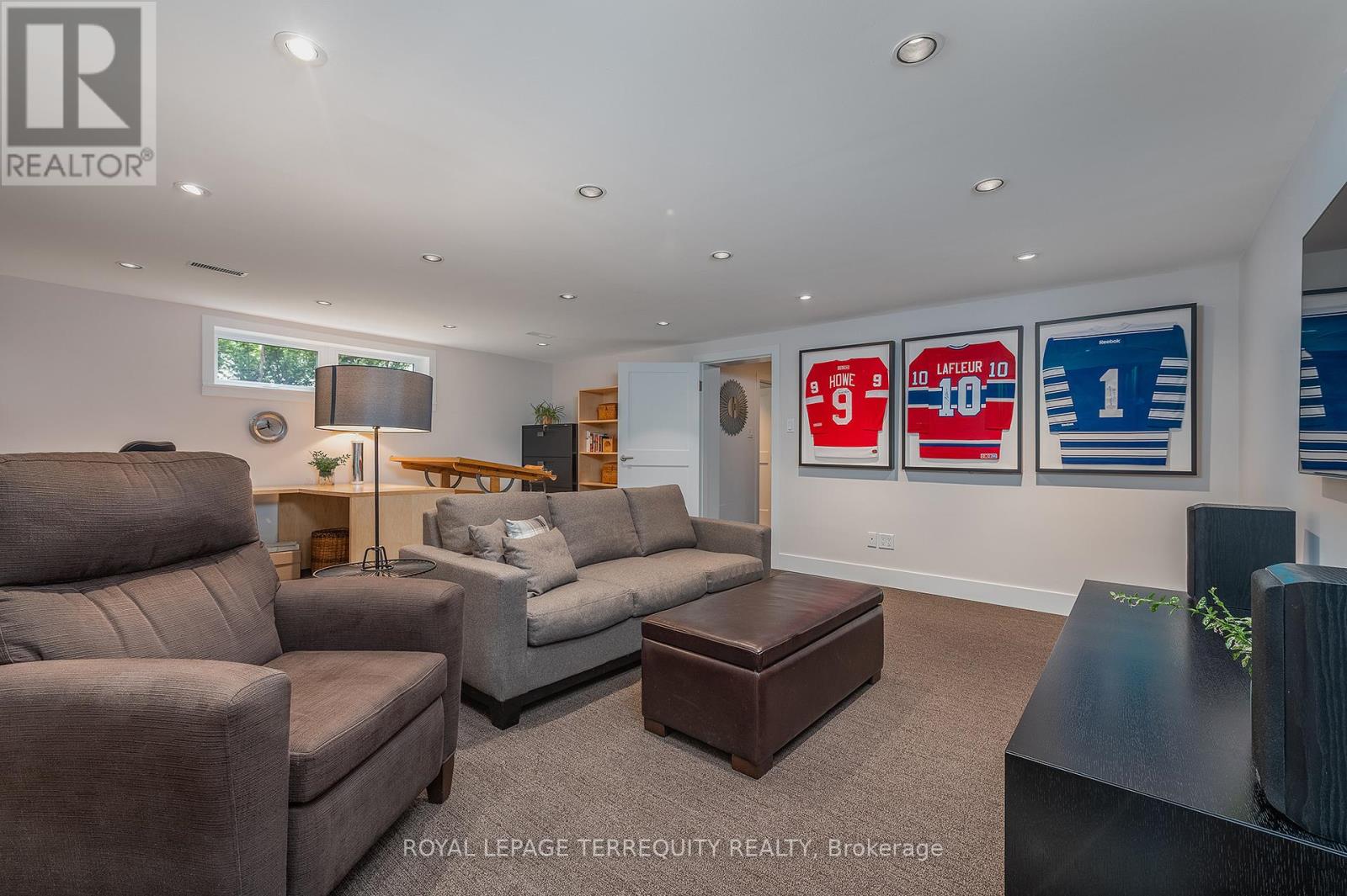 496 The Kingsway, Toronto, Ontario  M9A 3W6 - Photo 34 - W13122692