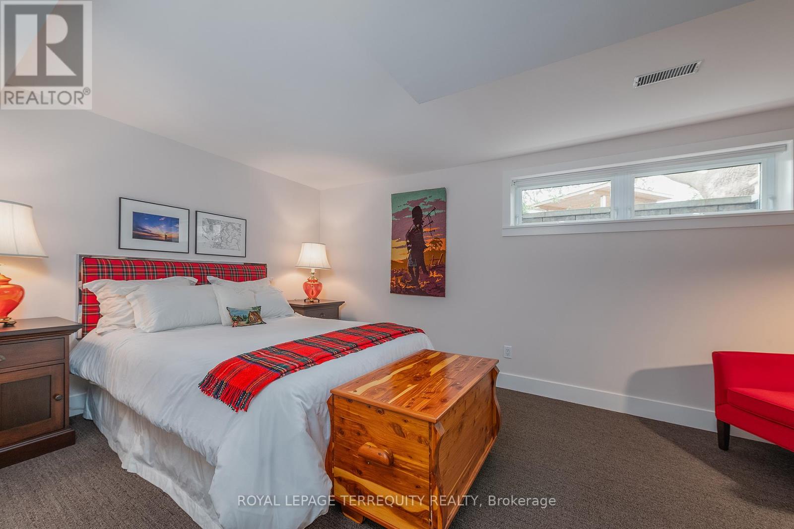 496 The Kingsway, Toronto, Ontario  M9A 3W6 - Photo 36 - W13122692