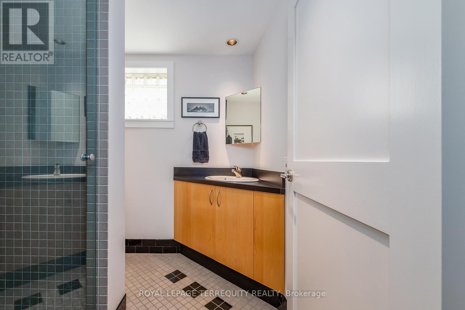 496 The Kingsway, Toronto, Ontario  M9A 3W6 - Photo 39 - W13122692