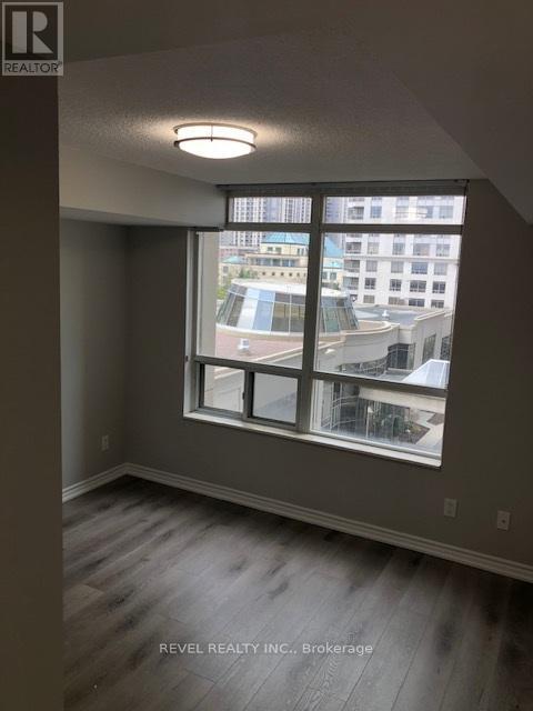 601 - 3880 Duke Of York Boulevard, Mississauga, Ontario  L5B 4M7 - Photo 11 - W13122702