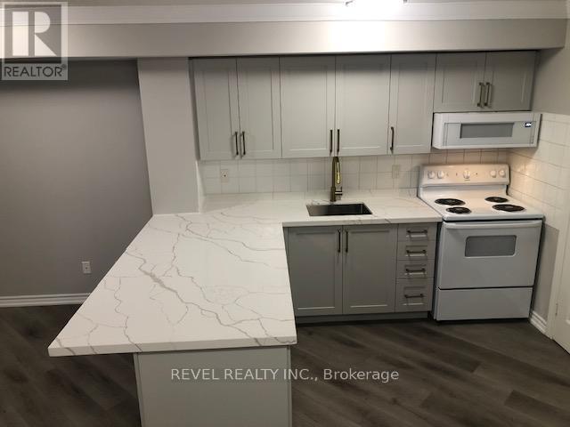 601 - 3880 Duke Of York Boulevard, Mississauga, Ontario  L5B 4M7 - Photo 2 - W13122702