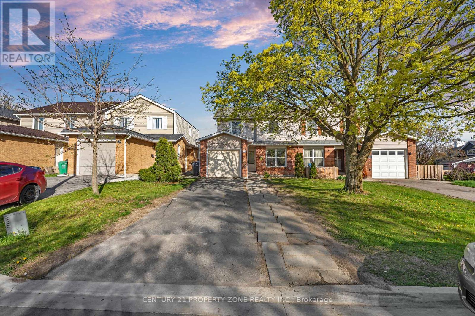 78 Traverston Court, Brampton, Ontario  L6Z 1C9 - Photo 2 - W13122720