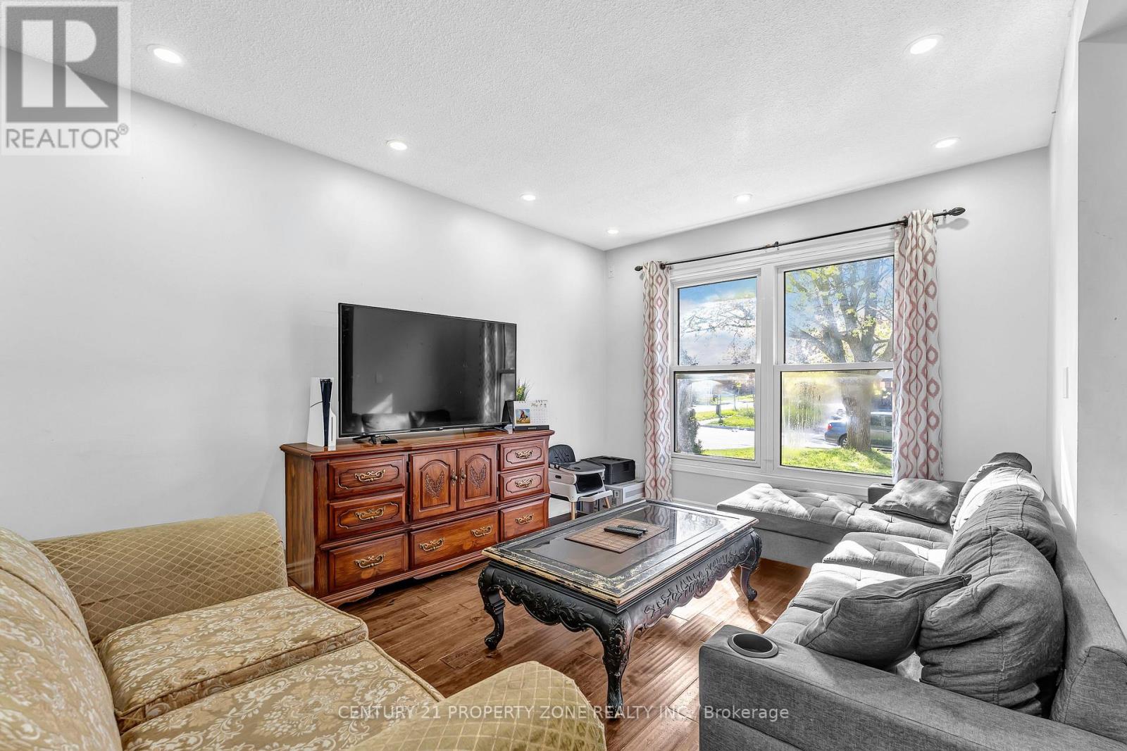78 Traverston Court, Brampton, Ontario  L6Z 1C9 - Photo 7 - W13122720