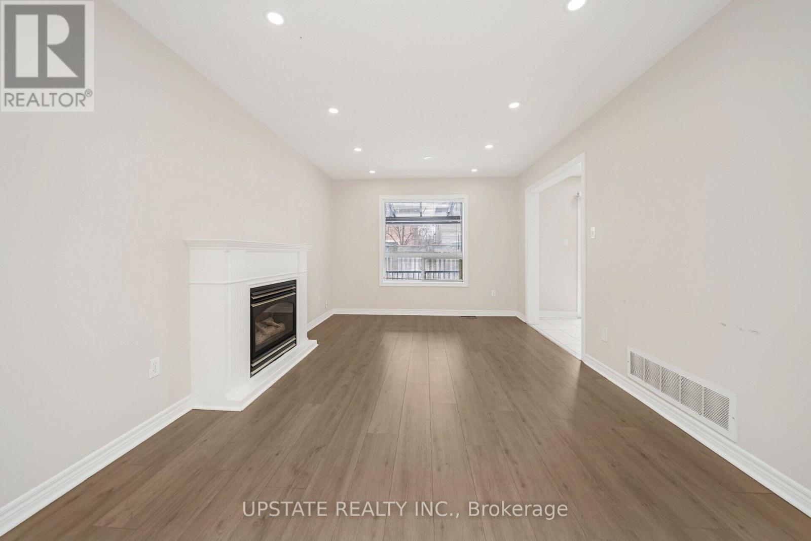46 Velvet Grass Lane, Brampton, Ontario  L6R 1W1 - Photo 5 - W13122722